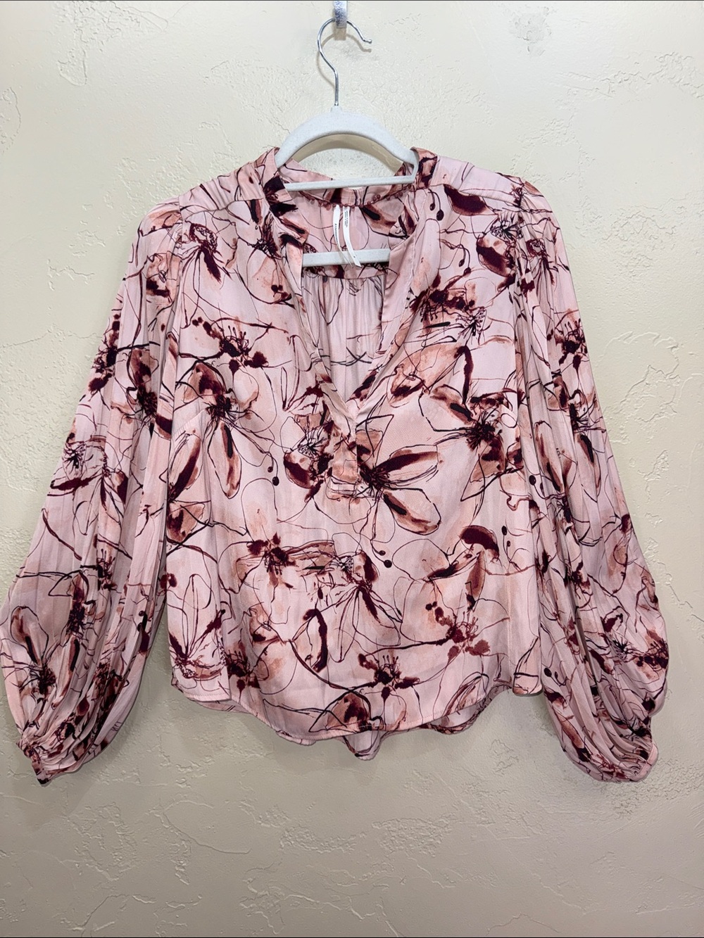 By Anthropologie Abstract Floral Blouse Romantic Poet Bishop Sleeve Blouse Top M